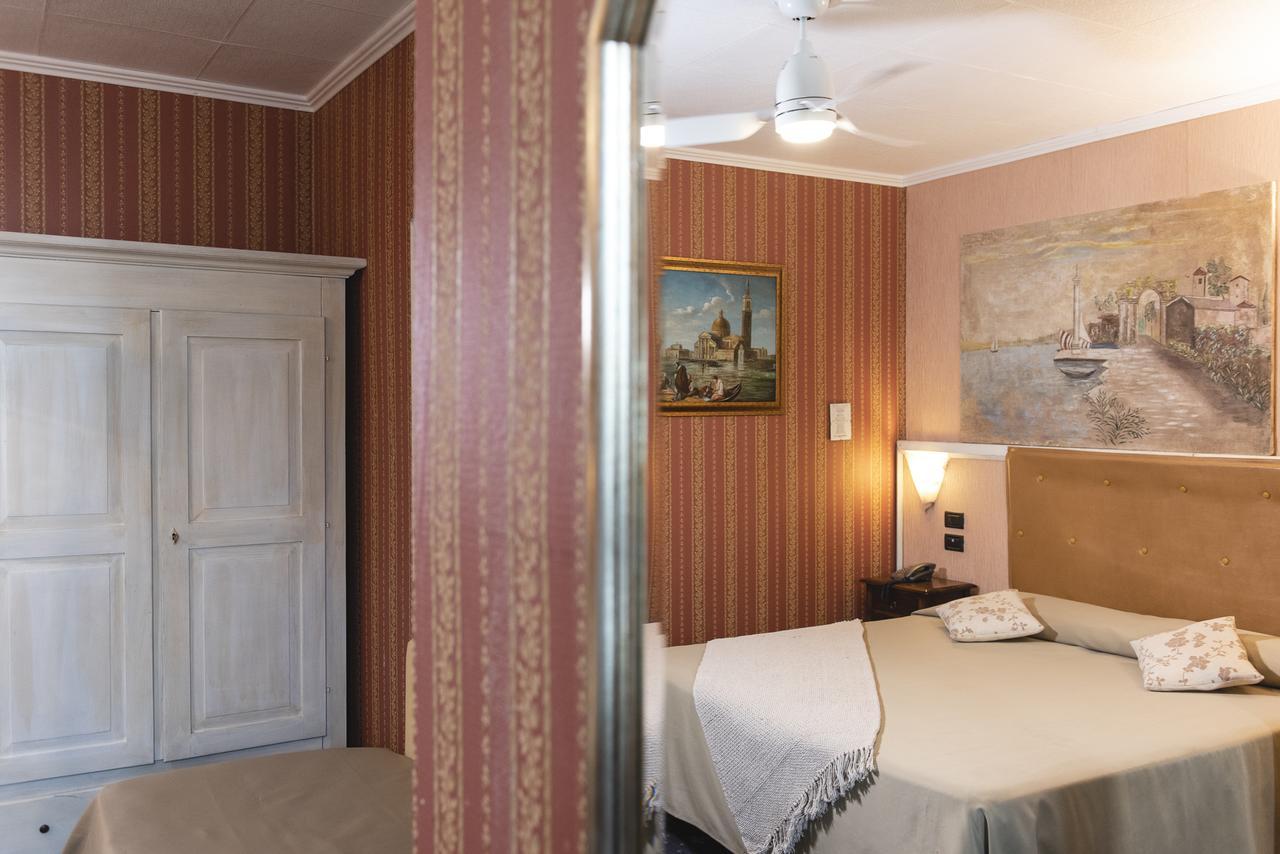 Holiday Antica Badia Hotel